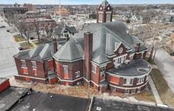 415 Walnut Street, Waterloo, IA 50703