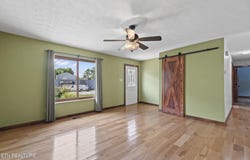 102 Edmonds Drive, Oliver Springs, TN 37840