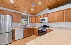 677 FOX Lane, Lakeside, AZ 85929