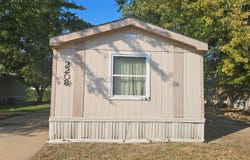2208 E Lockwood, Wichita, KS 67216