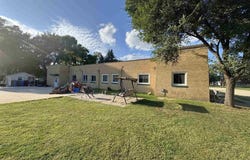 605 E 4th Avenue, Brodhead, WI 53520