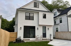 1439 Bennaville Avenue, Birmingham, MI 48009