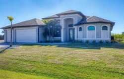 15336 LAKELAND CIRCLE, PORT CHARLOTTE, FL 33981