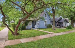 901 Pacific Avenue, Osawatomie, KS 66064