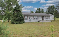 2925 E Cranberry Lake, Harrison, MI 48625