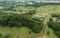 Lot 5 B Huntleigh Court, Kodak, TN 37764