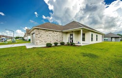 270 Shadow Pointe Road, Thibodaux, LA 70301