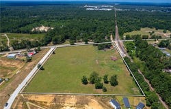 9247 Crockett Martin Rd., Conroe, TX 77306