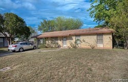 119 Pentonville, Schertz, TX 78154
