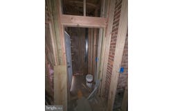 661 STUYVESANT AVENUE, TRENTON, NJ 08618