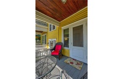 102 Western Avenue N, Saint Paul, MN 55102