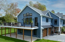 8 E Wharf Road, Waterford, CT 06385