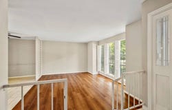 1119 Fountain View Drive, Houston, TX 77057