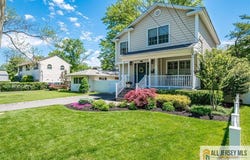 22 Kentnor Street, Metuchen, NJ 08840