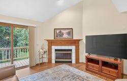 15710 26th Avenue N, Plymouth, MN 55447