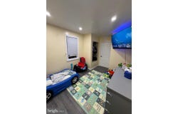 317 DELAWARE AVE STREET, WEST DEPTFORD, NJ 08086