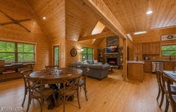 1218 N Baden Drive, Gatlinburg, TN 37738