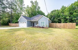 405 Vann Road, Smiths Station, AL 36877