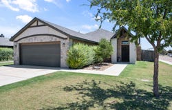 7911 Avenue O, Lubbock, TX 79423