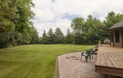 S22w36236 Countryside Ln, Dousman, WI 53118
