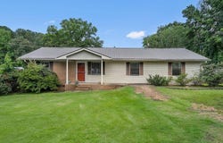 94 KELLY ST St, Eldridge, AL 35554