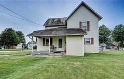 123 Dover Rd NE, Sugarcreek, OH 44681