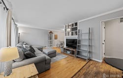6 Linda Avenue, Colonia, NJ 07067