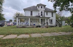 1360 3rd Avenue, Terre, IN 47807