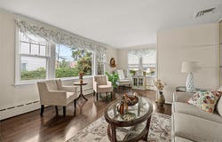 388 S 2nd Street, Lindenhurst, NY 11757