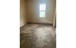 711 SE Lawrence Street, Topeka, KS 66607