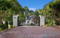 3182 Deepwater Drive, Gainesville, GA 30506