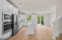 42197 SHINING STAR Square, ASHBURN, VA 20148