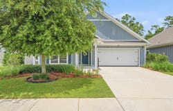 451 Lightning Bug Lane, Freeport, FL 32439