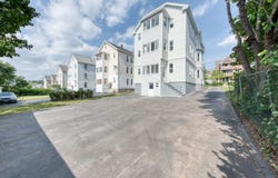 279 Linwood Street, New Britain, CT 06052