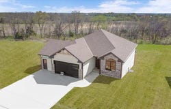 2305 Arbor Lane, Excelsior Springs, MO 64024