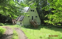 28 pine pl, Hadley, NY 12835