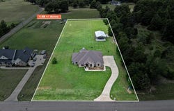 125 Clover Lane, Diana, TX 75640