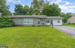 1210 FORGE ROAD, CARLISLE, PA 17013