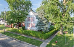 407 W MARTIN Street, Abingdon, IL 61410