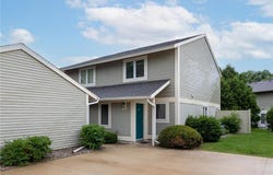 1916 Greenview Place SW, Rochester, MN 55902