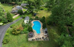 4 Mill Rd, Mount Olive Twp., NJ 07836-9611