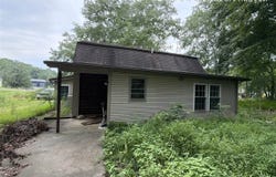 56 Monks Road, New Haven, KY 40051