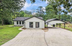 51 W Aqua Vista Drive, Gadsden, AL 35901