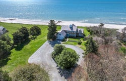 545 Sea View Avenue, Osterville, MA 02655