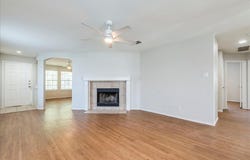 109 David DR, Hutto, TX 78634