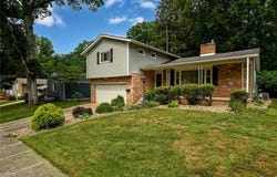 1423 Shanabrook Drive, Akron, OH 44313
