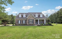 2018 Whiskery Court, York, SC 29745