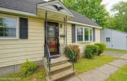 12 Madison Avenue, Troy, NY 12180