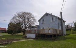 1006 Maple Street, Williamsburg, PA 16693