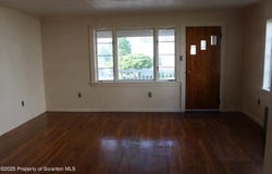 1010 McAlpine Street, Avoca, PA 18641